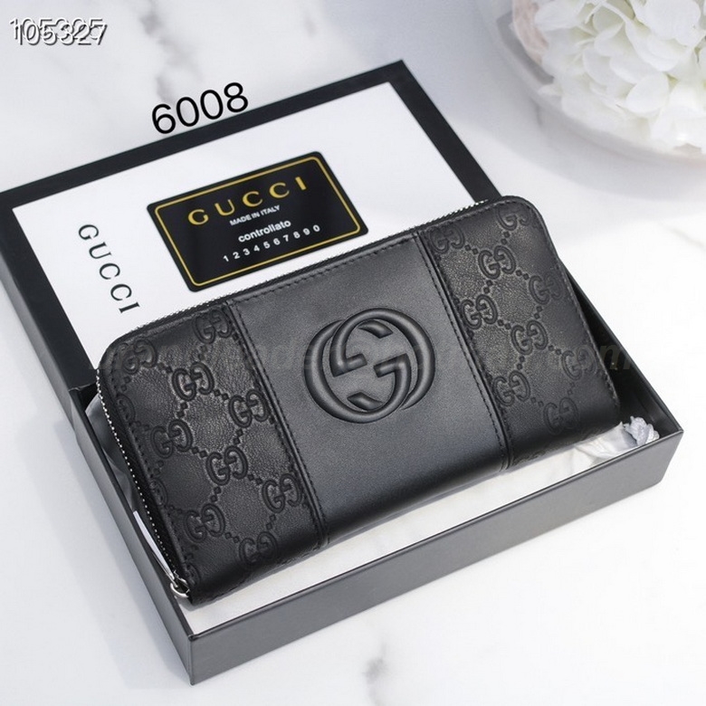 Gucci Wallets 13